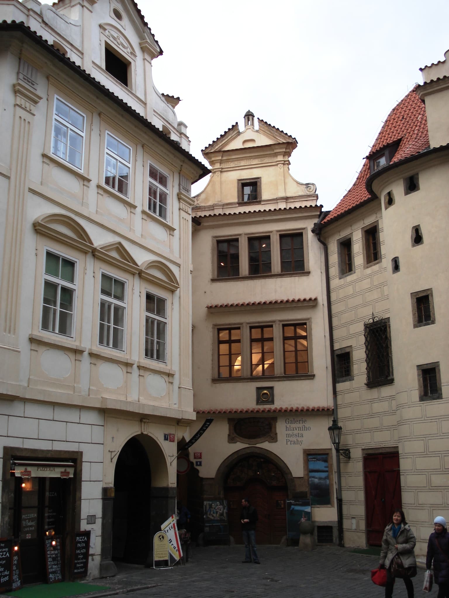 House at the Golden Ring, Prague
