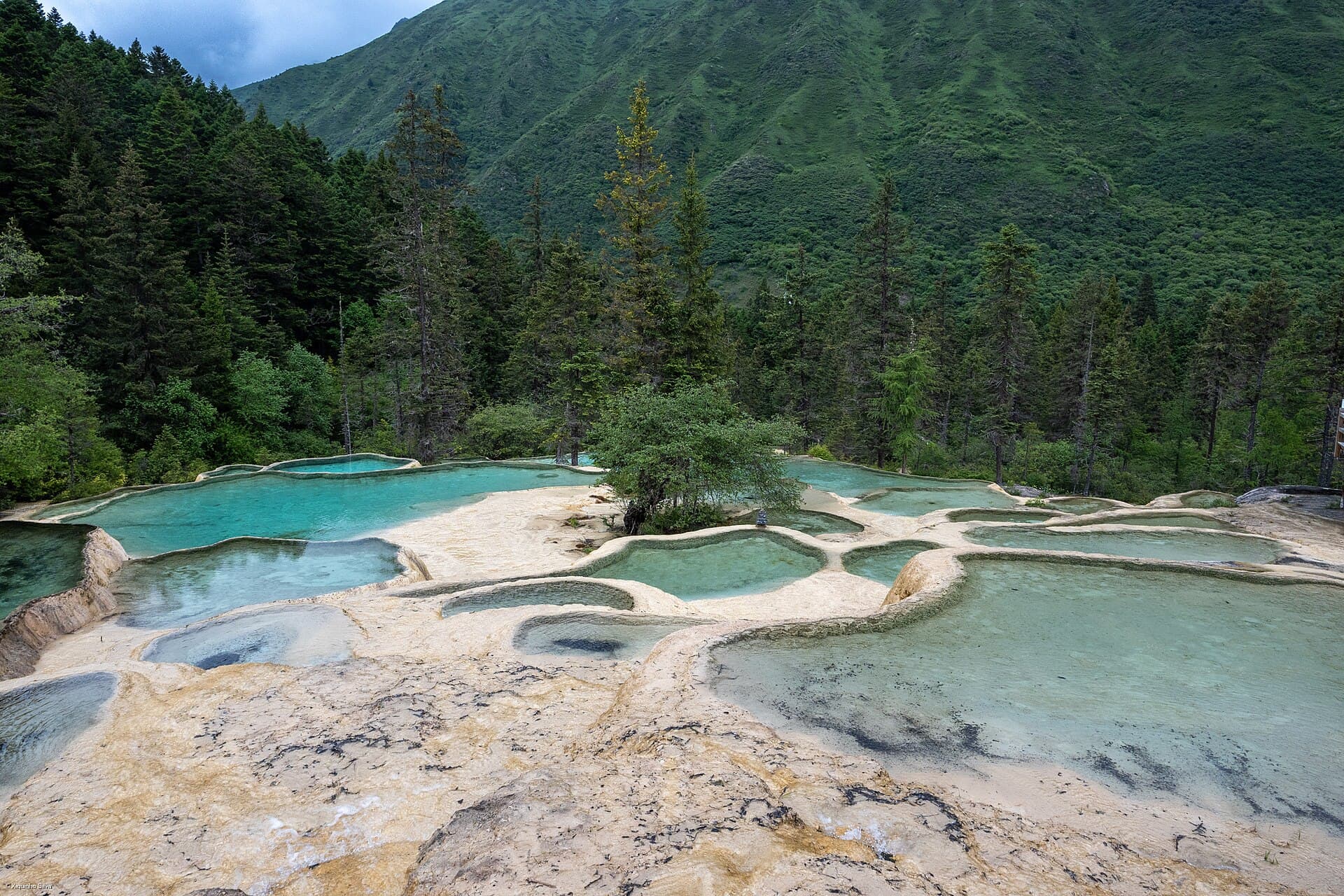 Huanglong Scenic Area