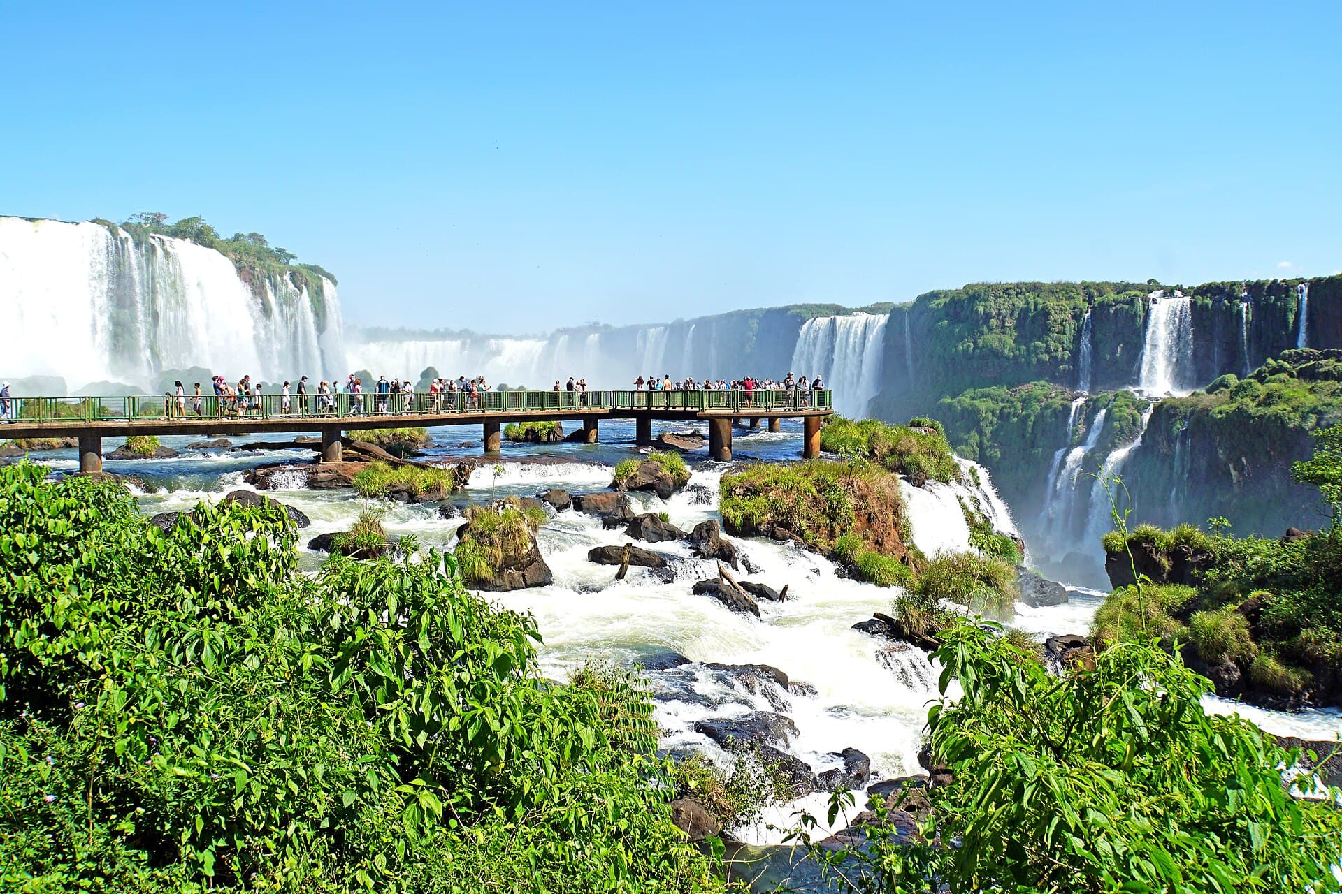 Iguaçu Falls (Brazilian side), Foz do Iguaçu