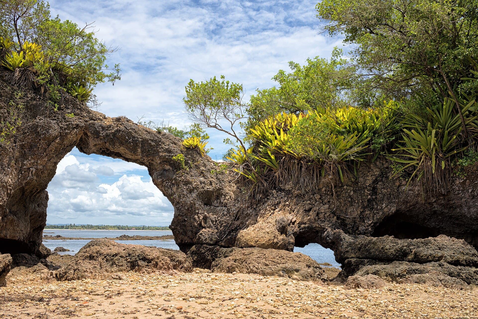 Ilha da Pedra Furada, Maraú