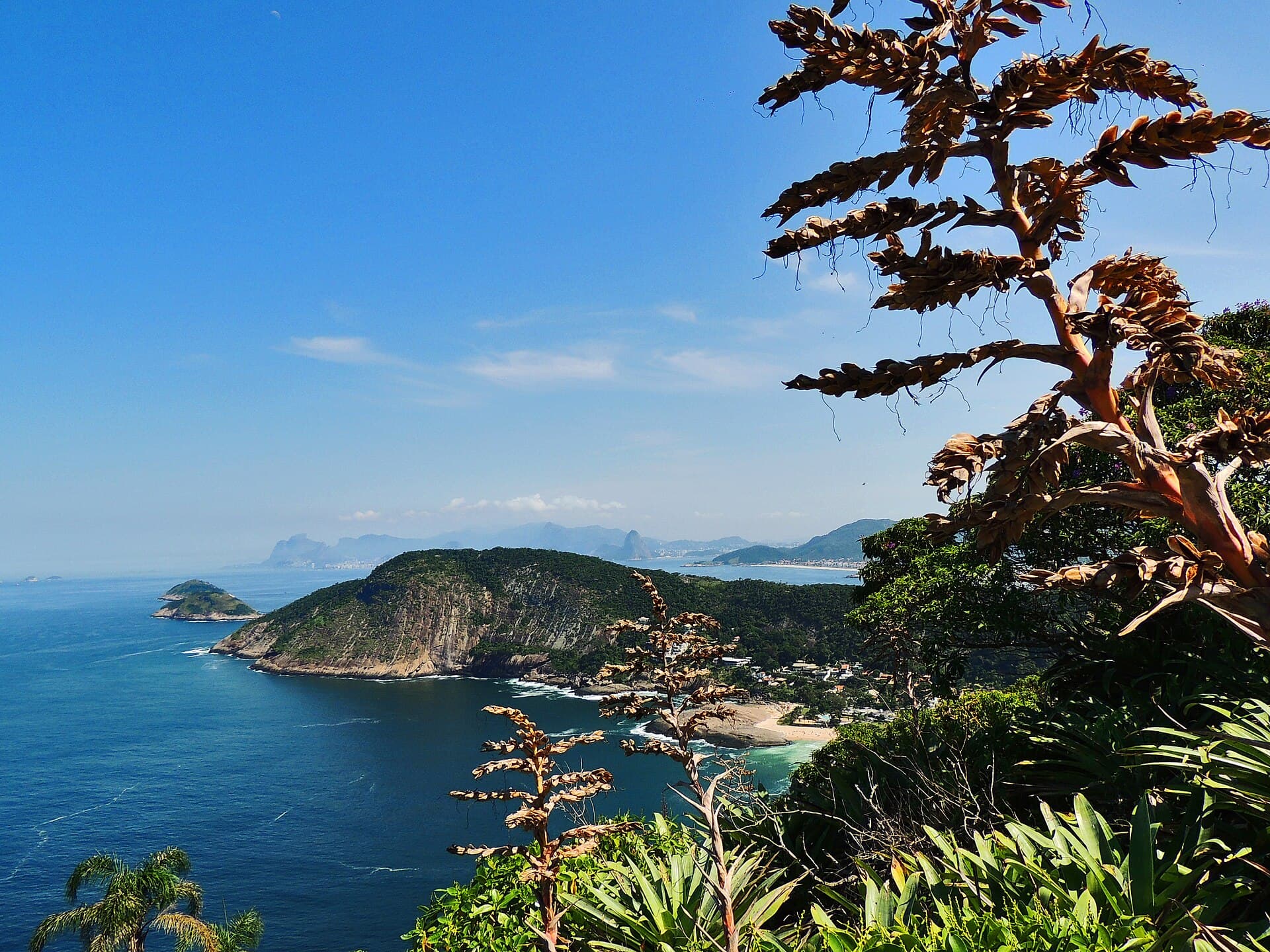 Itacoatiara Beach, Niterói