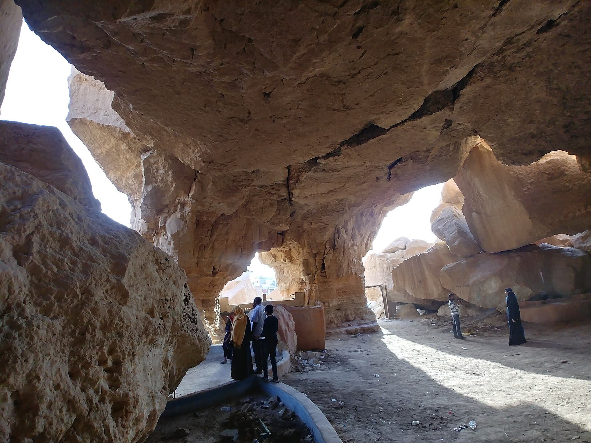 Jabal Al-Qarah and its caves