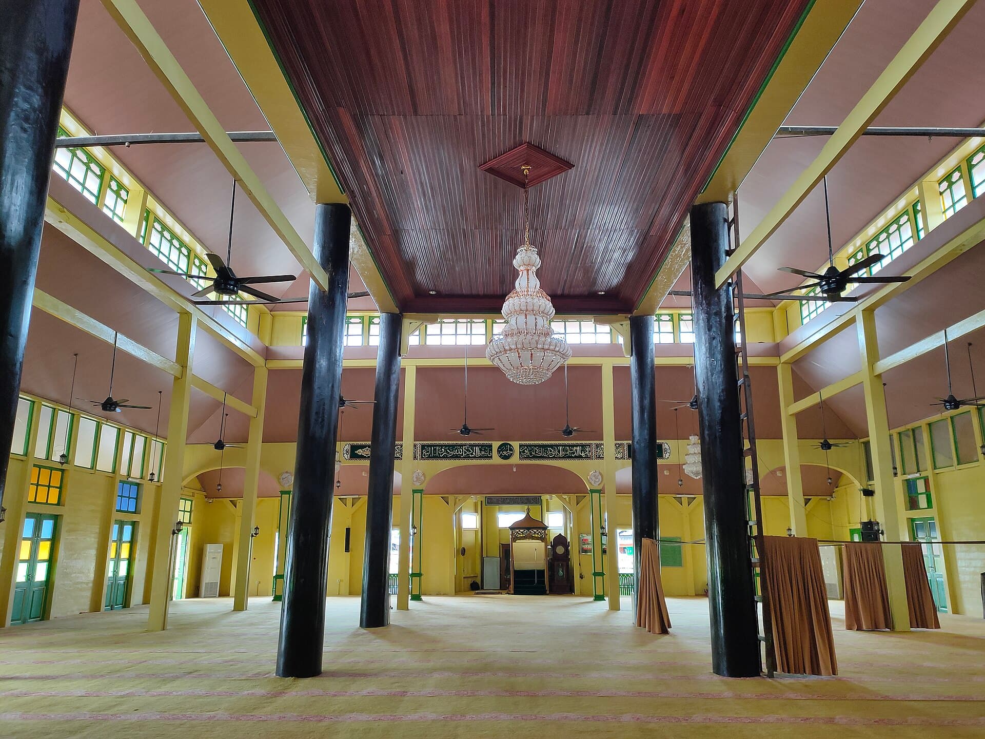 مسجد السلطان الشريف عبد الرحمن الجامع، بونتياناك