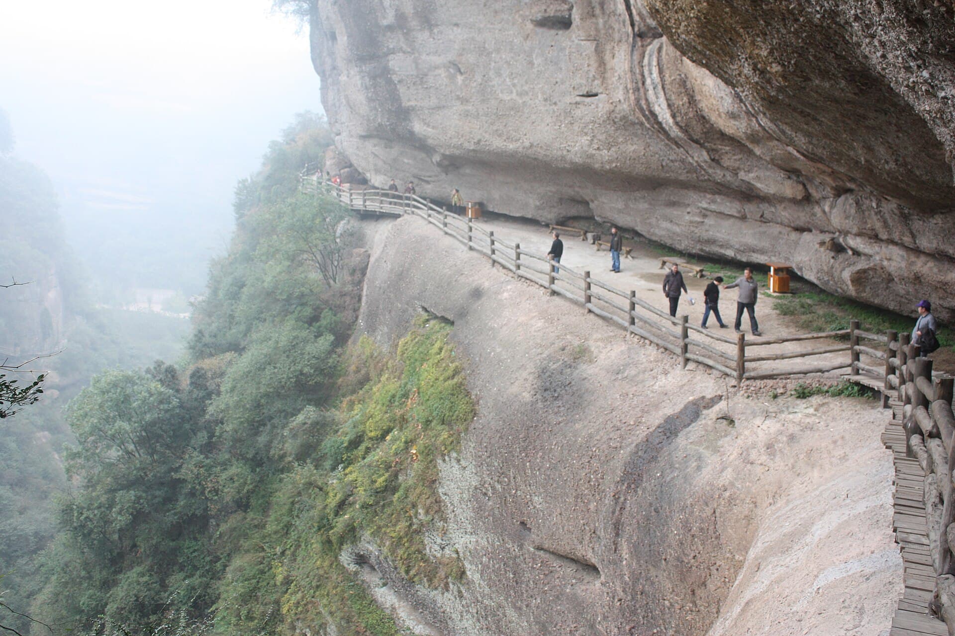 Jianmen Pass (Sword Gate Pass)