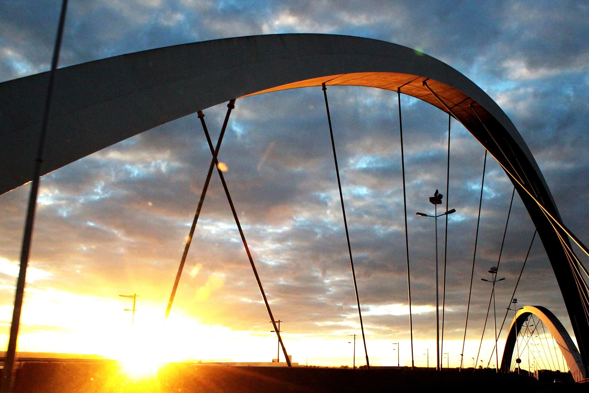 JK Bridge (Juscelino Kubitschek Bridge), Brasília