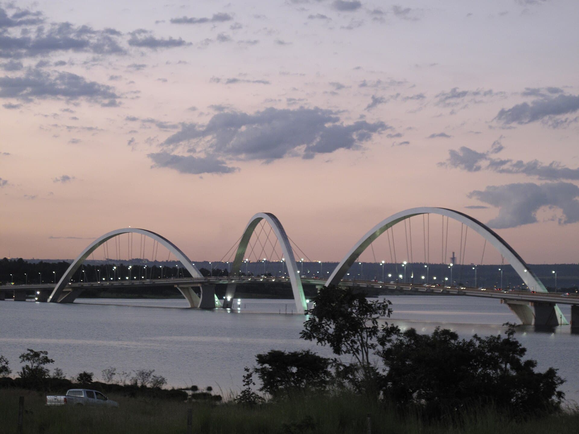 JK Bridge (Juscelino Kubitschek Bridge), Brasília