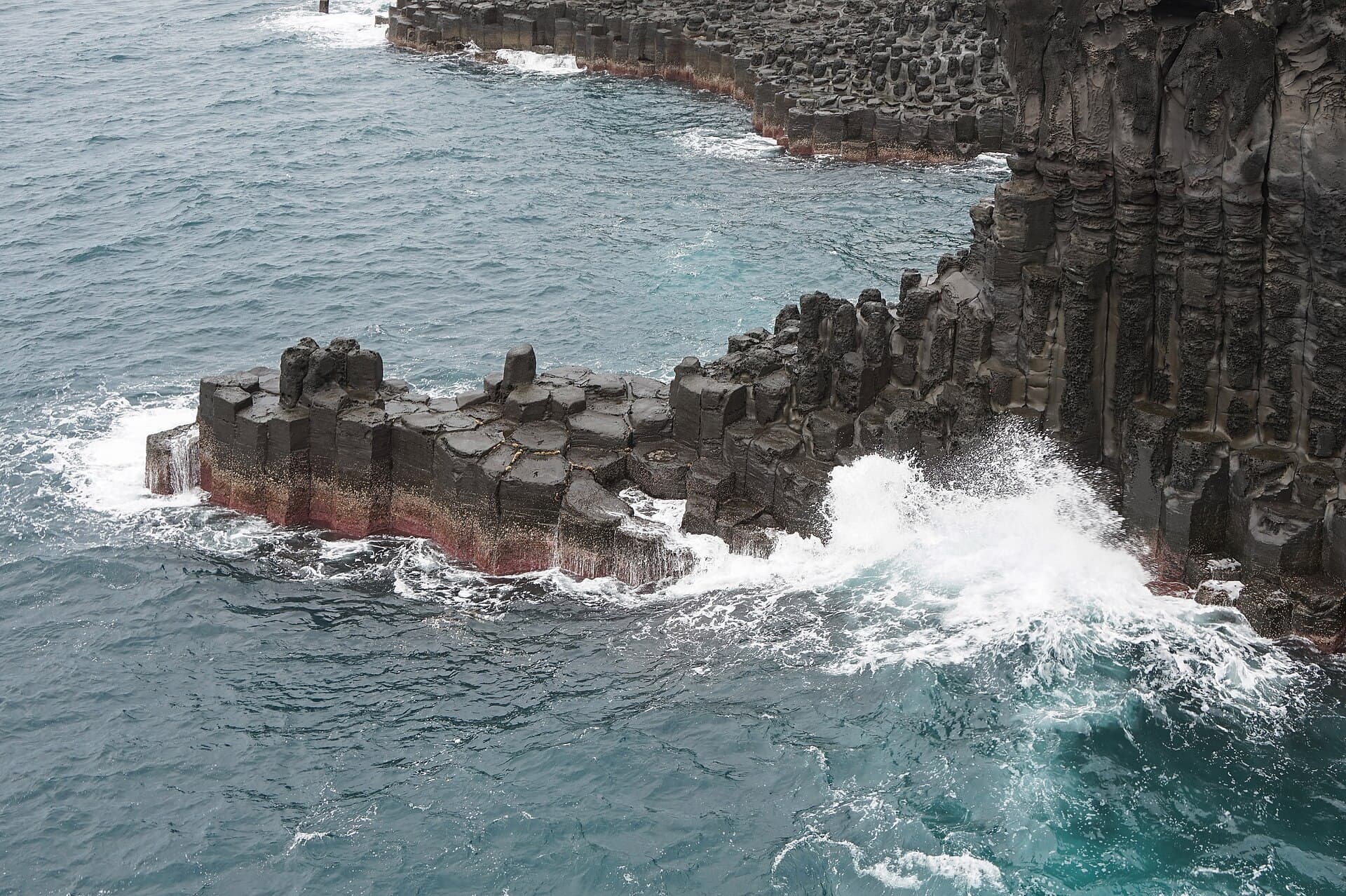 Jusangjeolli Cliff (Daepo), Seogwipo