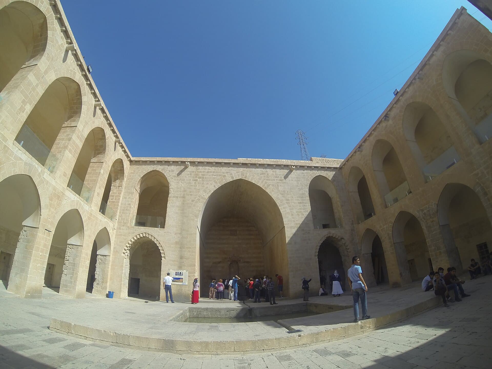 المدرسة القاسمية في ماردين، ماردين