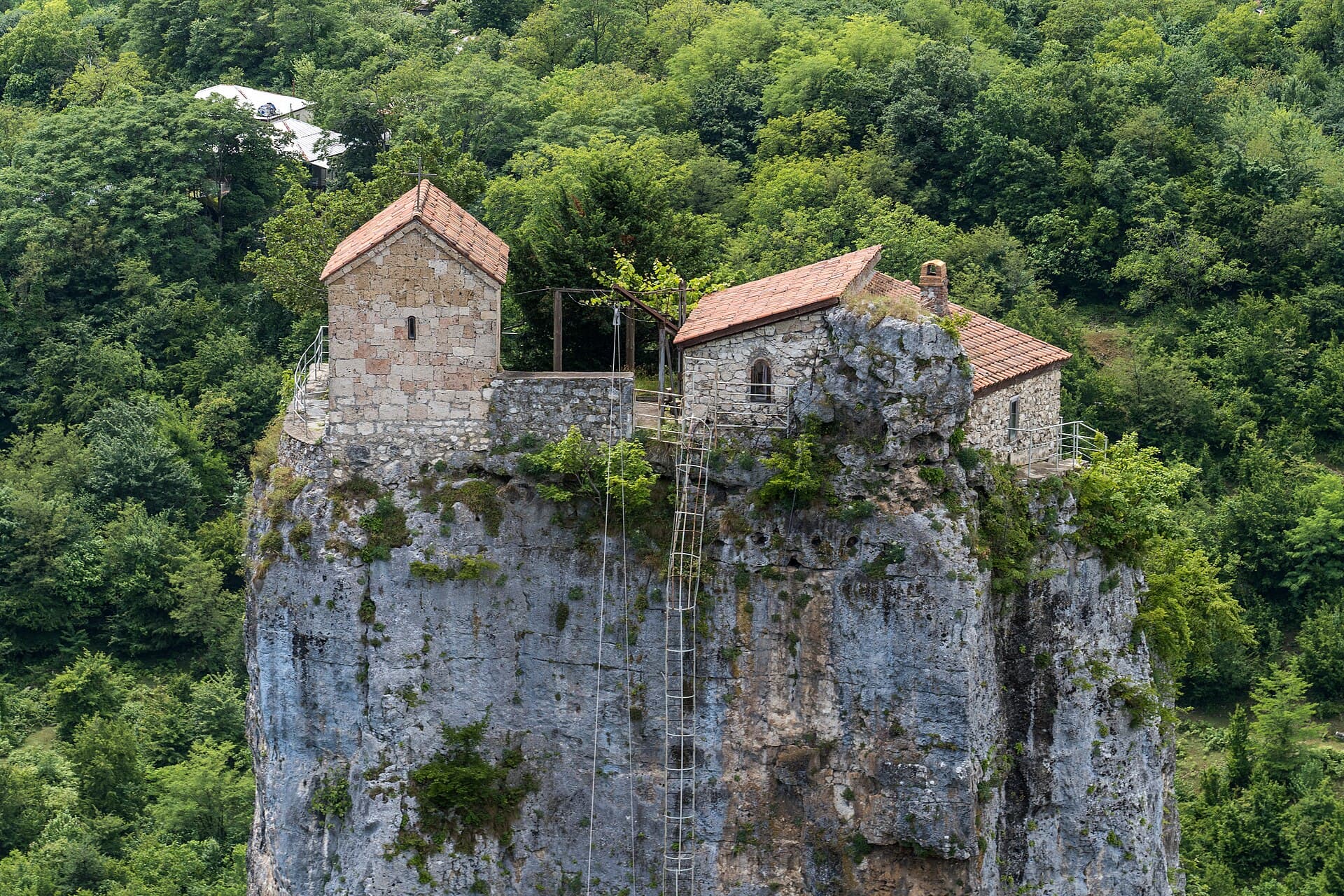Katskhi Pillar, Chiatura