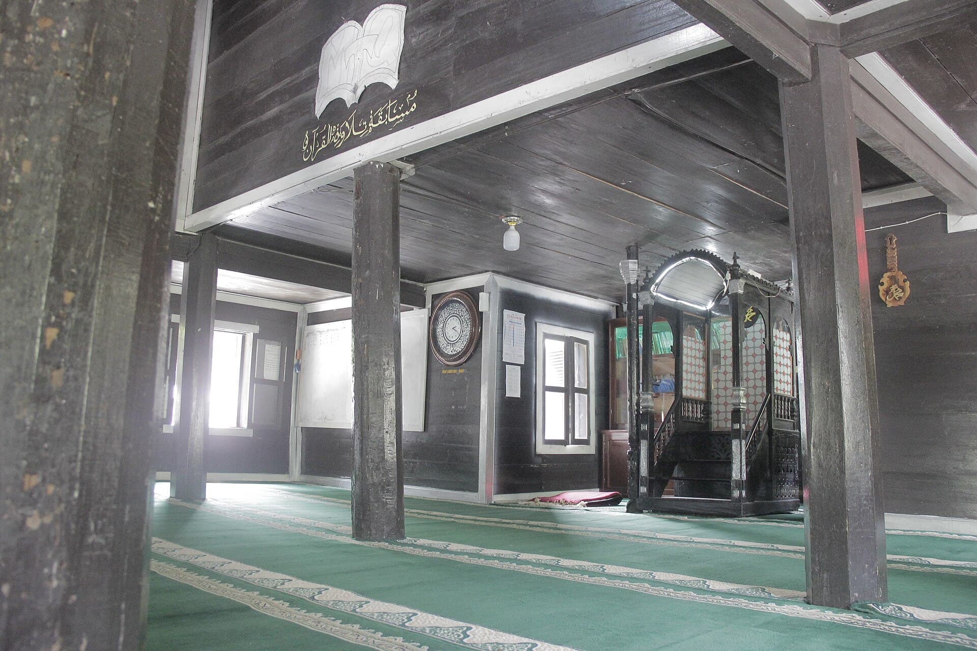 Kayu Jao Old Mosque, Padang