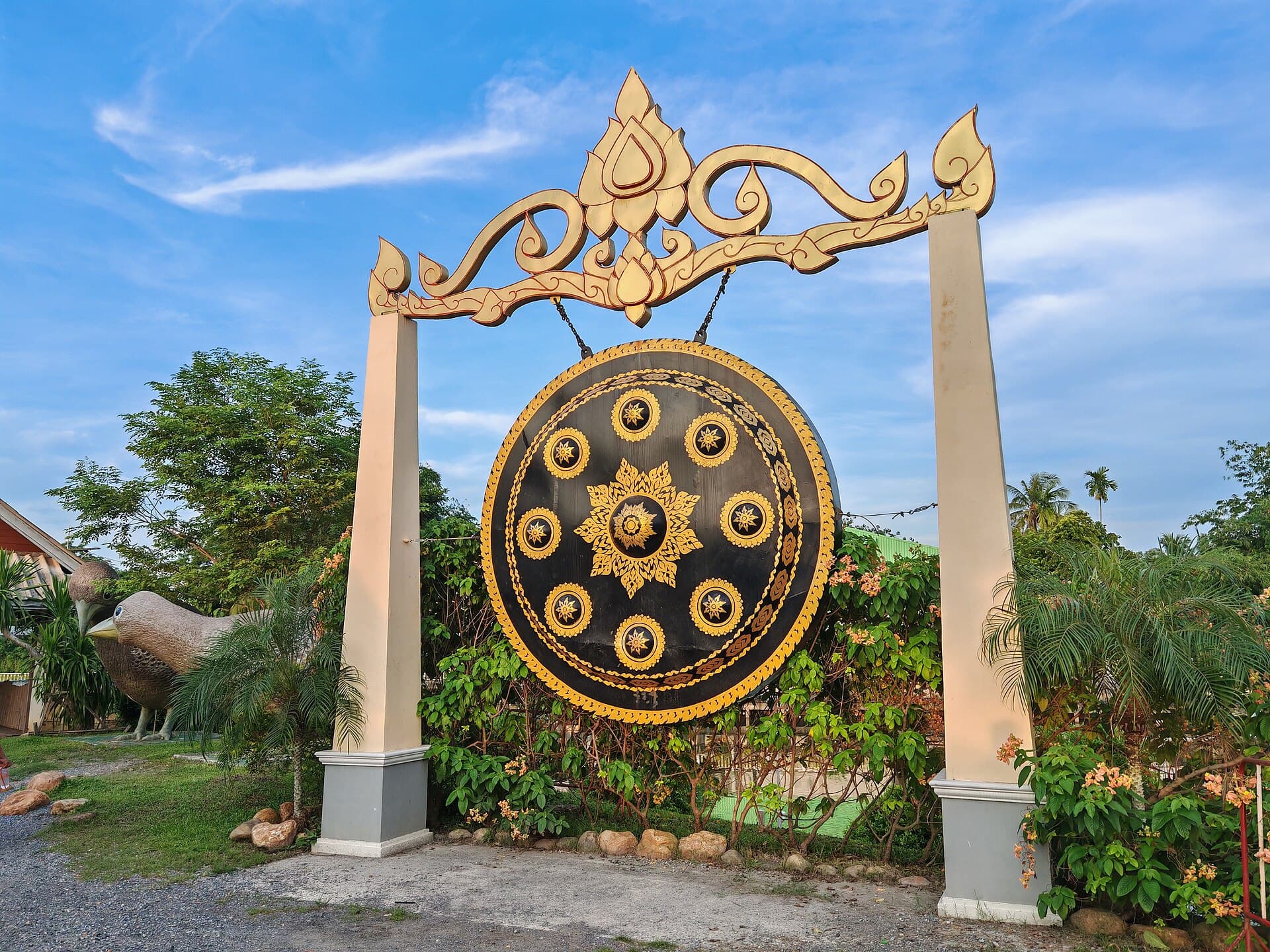 Khlong Hae Floating Market