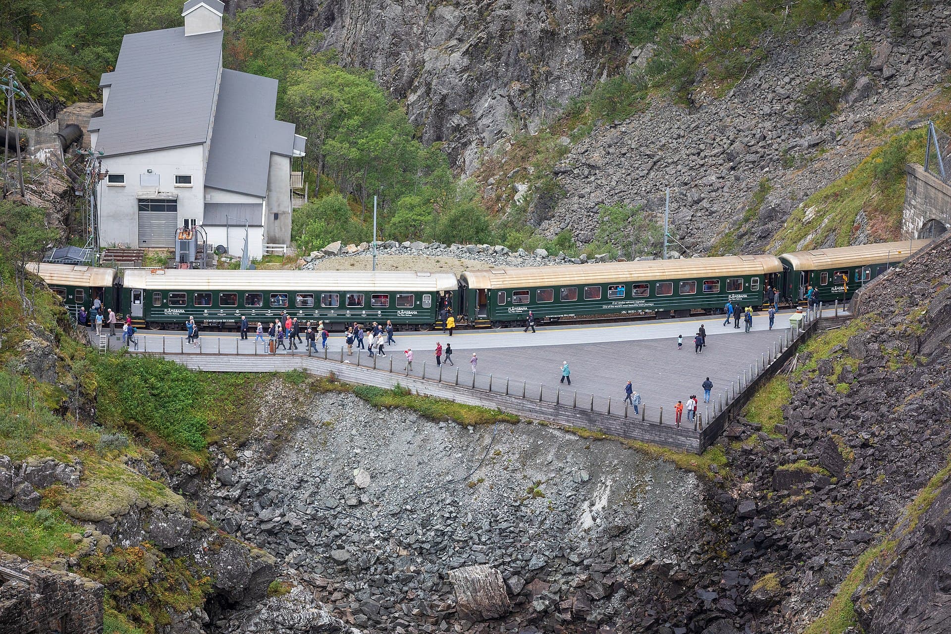 Kjosfossen Waterfall, Flåm