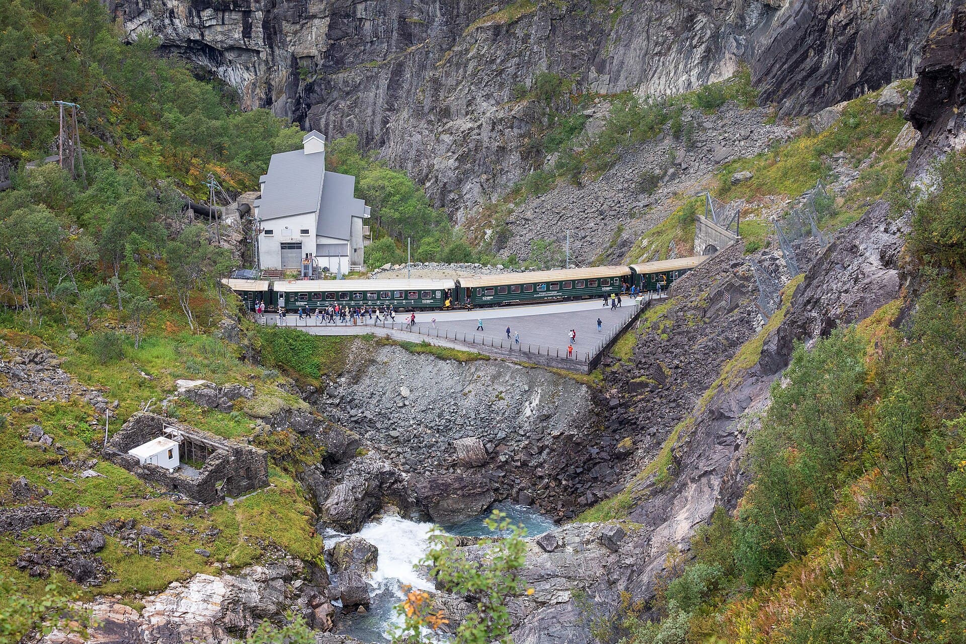 Kjosfossen Waterfall, Flåm