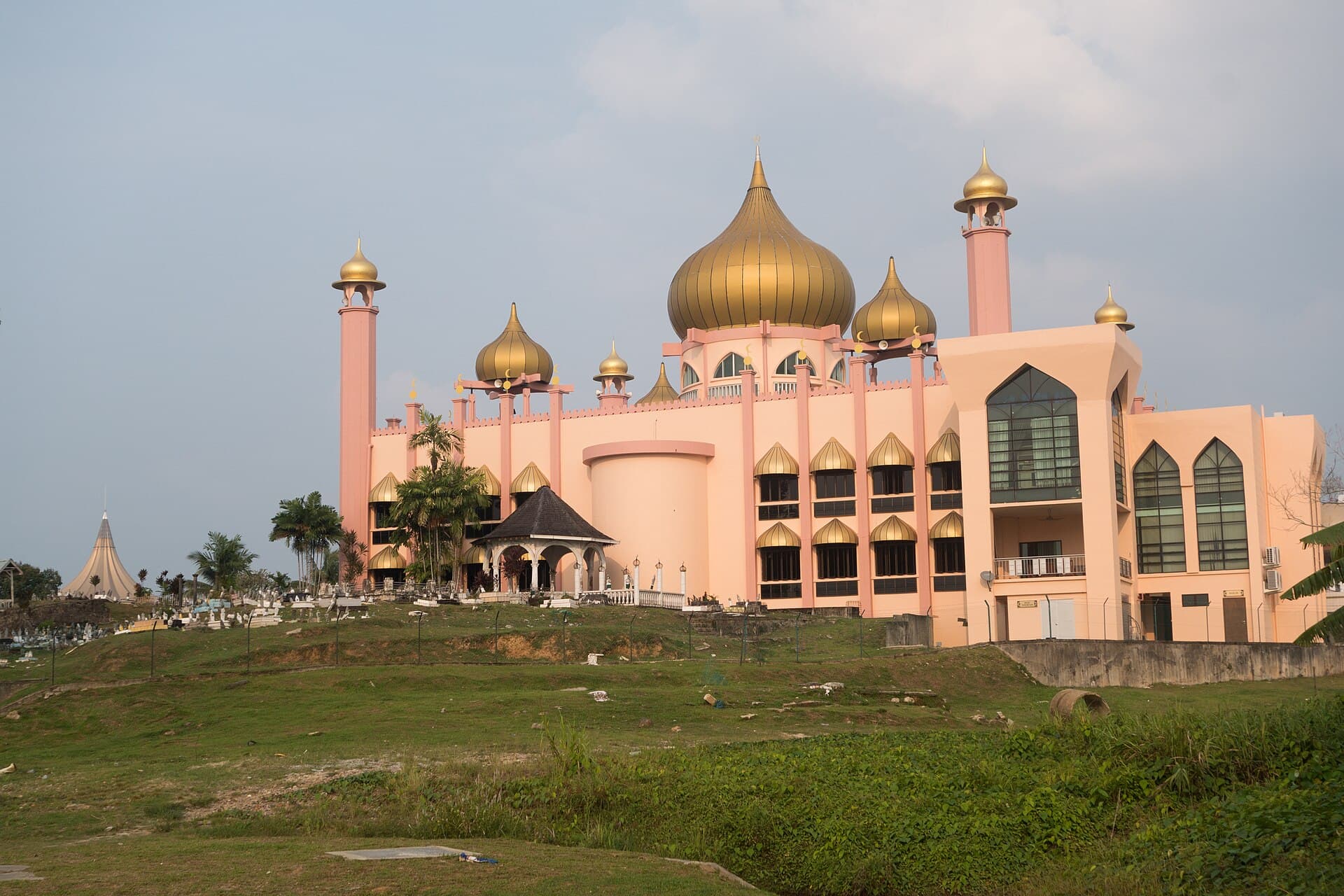 Kuching City Mosque