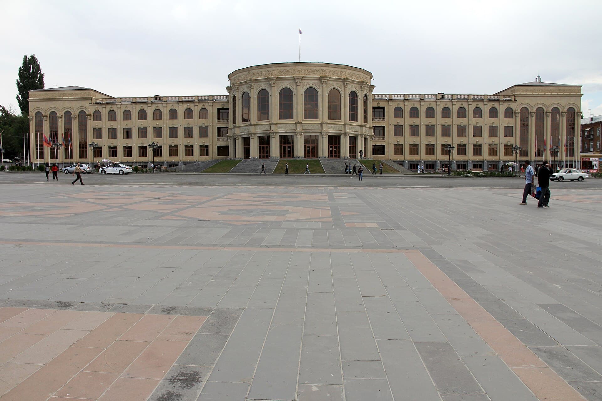 Kumayri Historic District and Vardanants Square