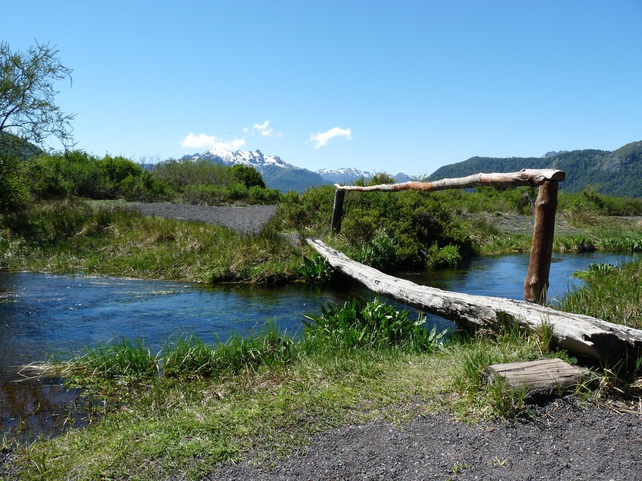 Lago Tromen and Lanín Volcano, San Martín de los Andes