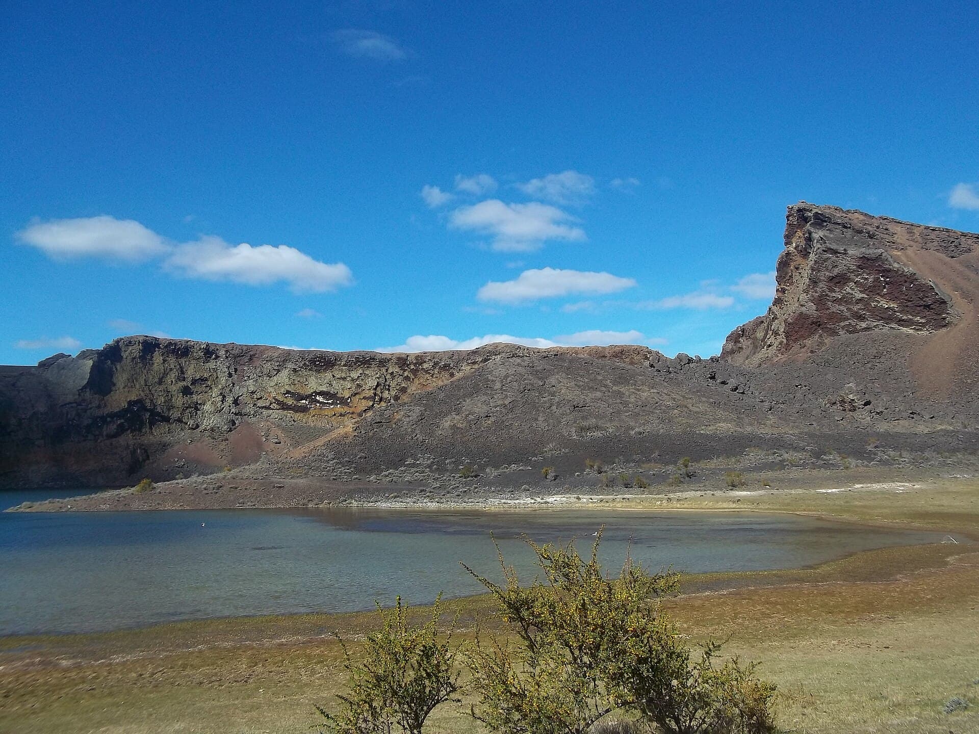 Laguna Azul (Crater Lake), Río Gallegos