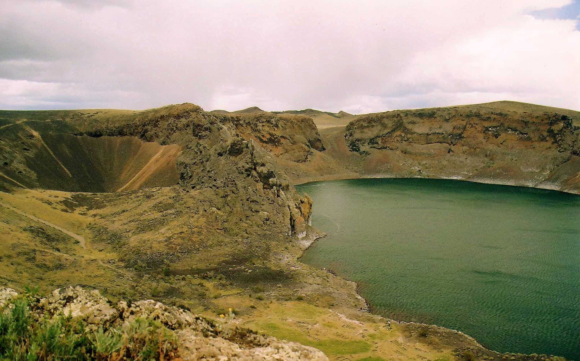 Laguna Azul (Crater Lake), Río Gallegos
