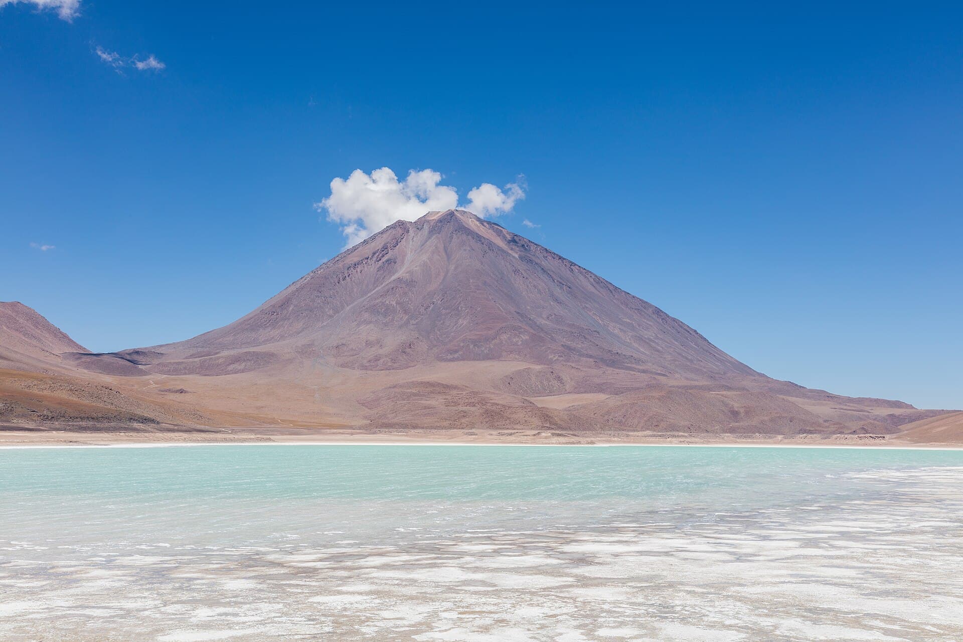 Laguna Verde below Licancabur