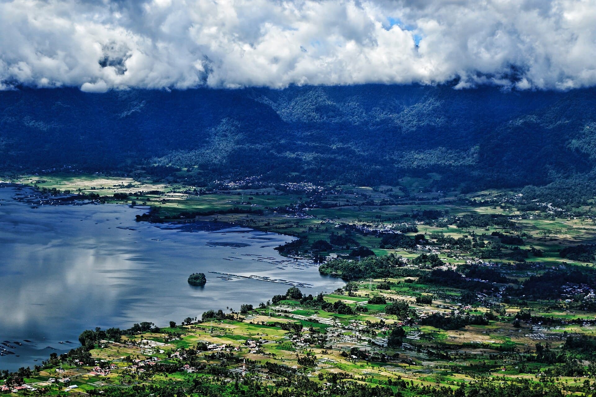 Lake Maninjau and the 44 Bends, Bukittinggi