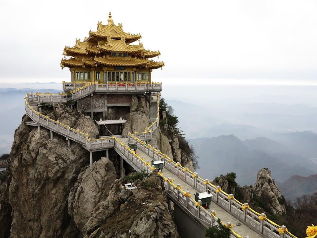 Laojun Mountain