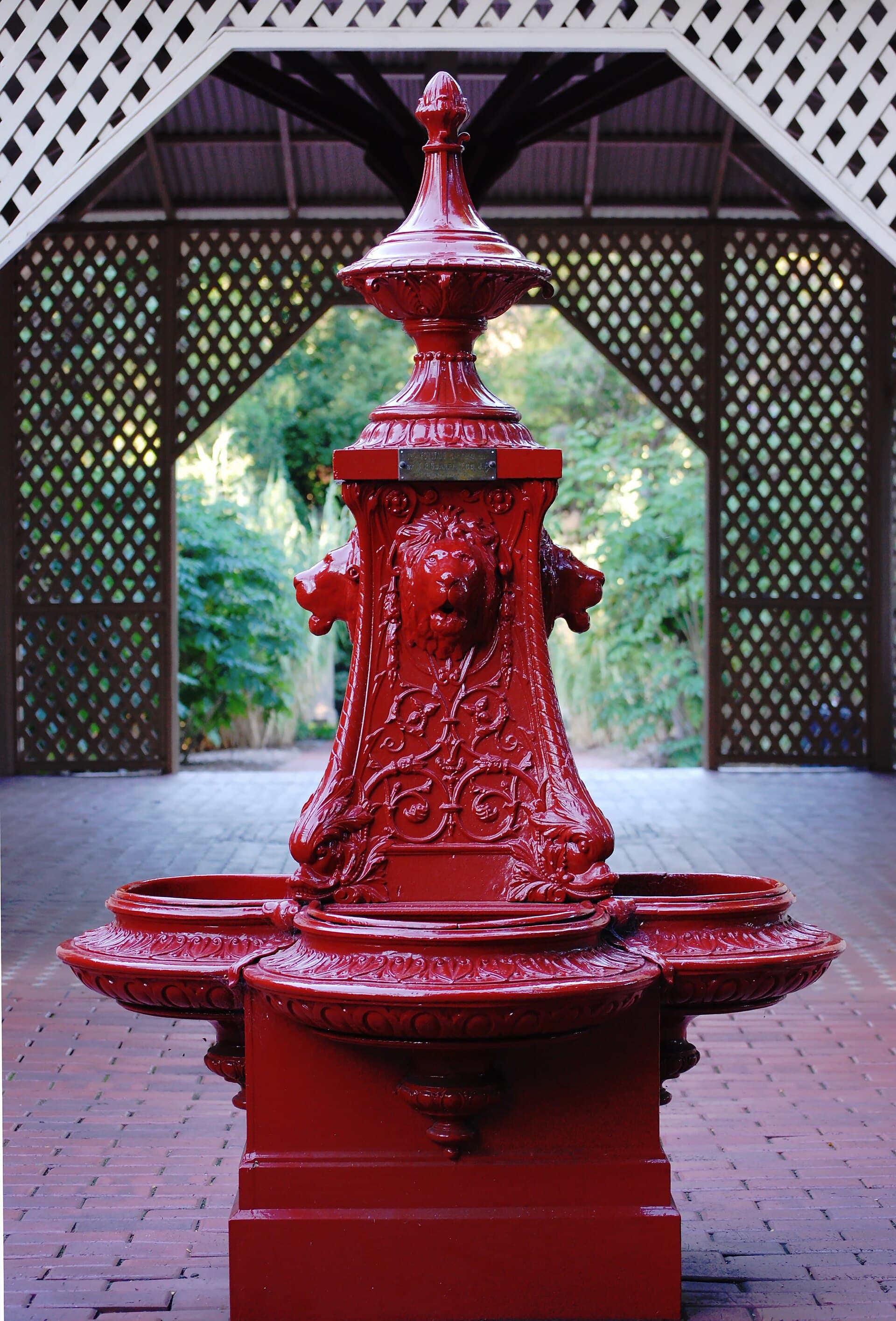 Le Botanique (Old Botanical Garden)