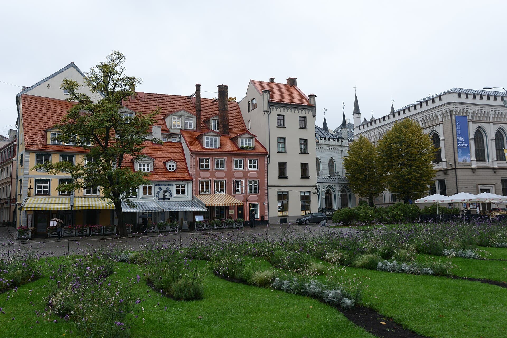 Līvu Square, Riga