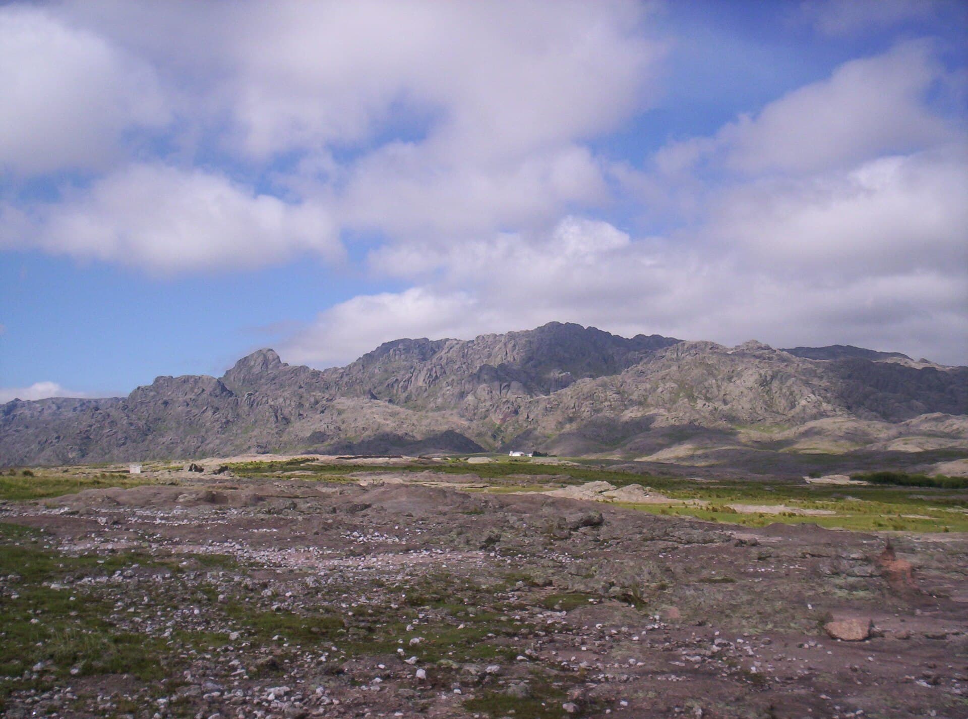 Los Gigantes (The Giants), Córdoba