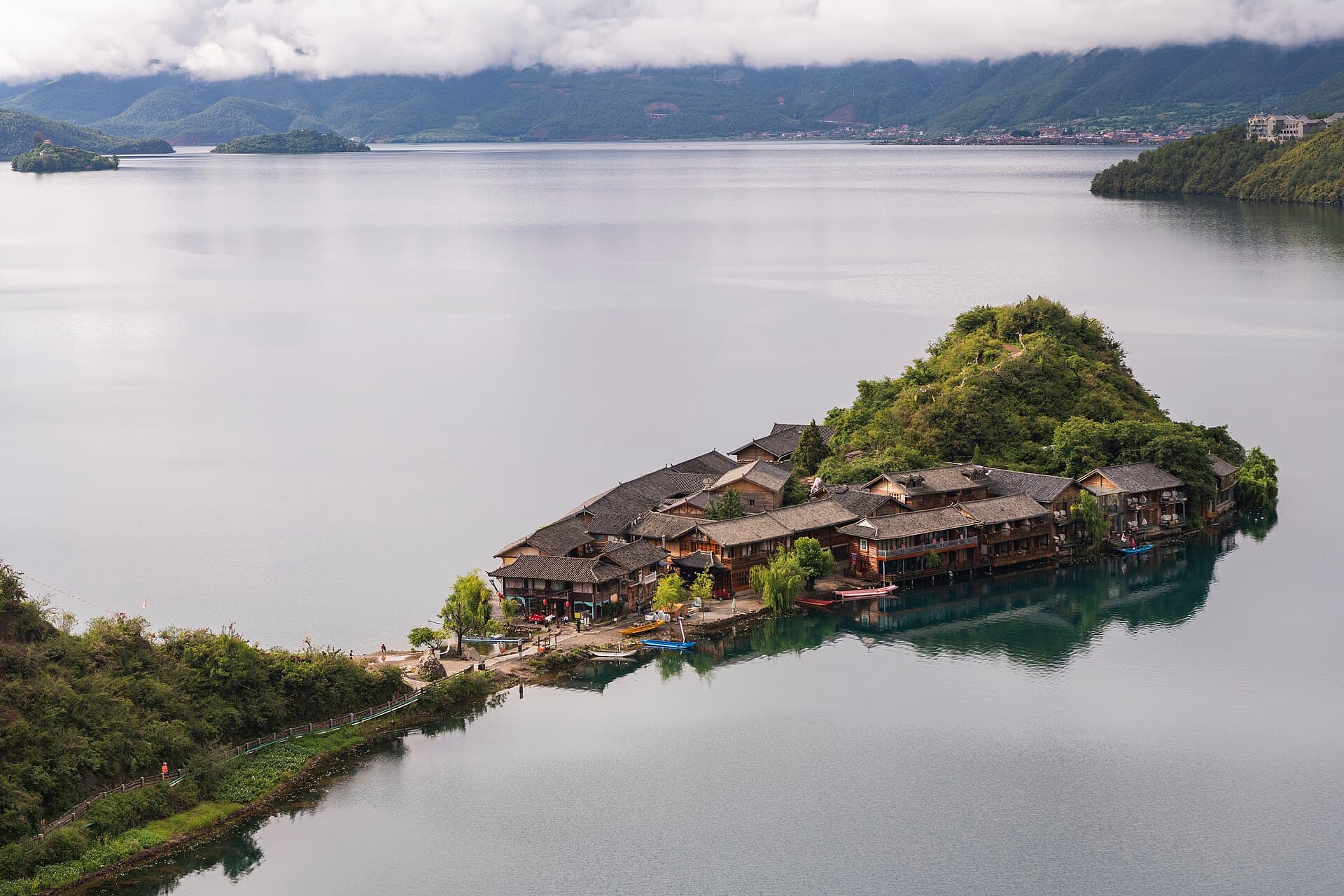 Lugu Lake