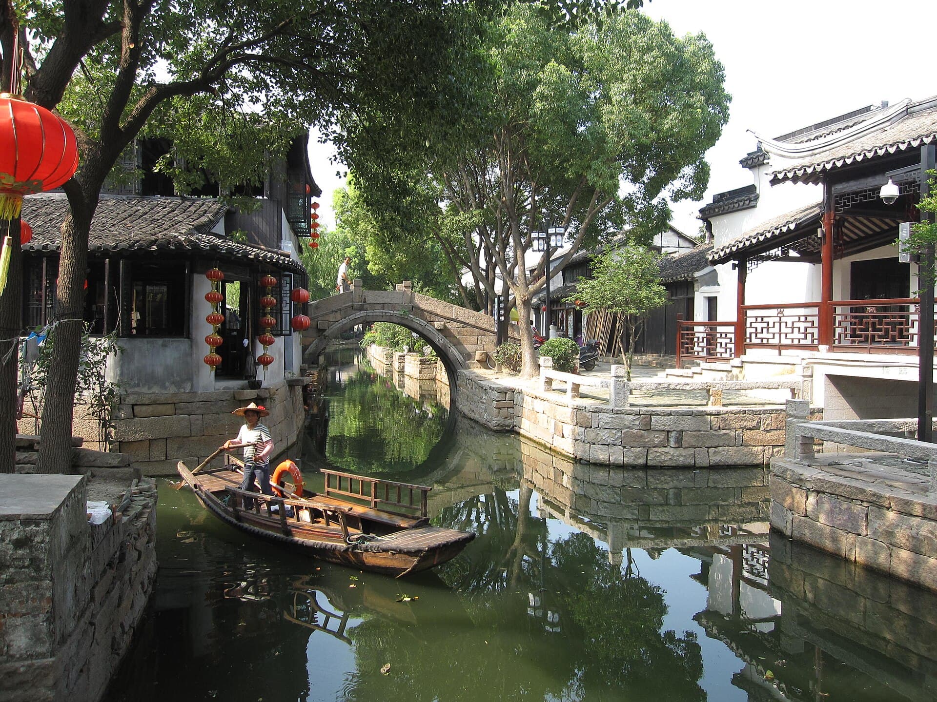 Luzhi Water Town