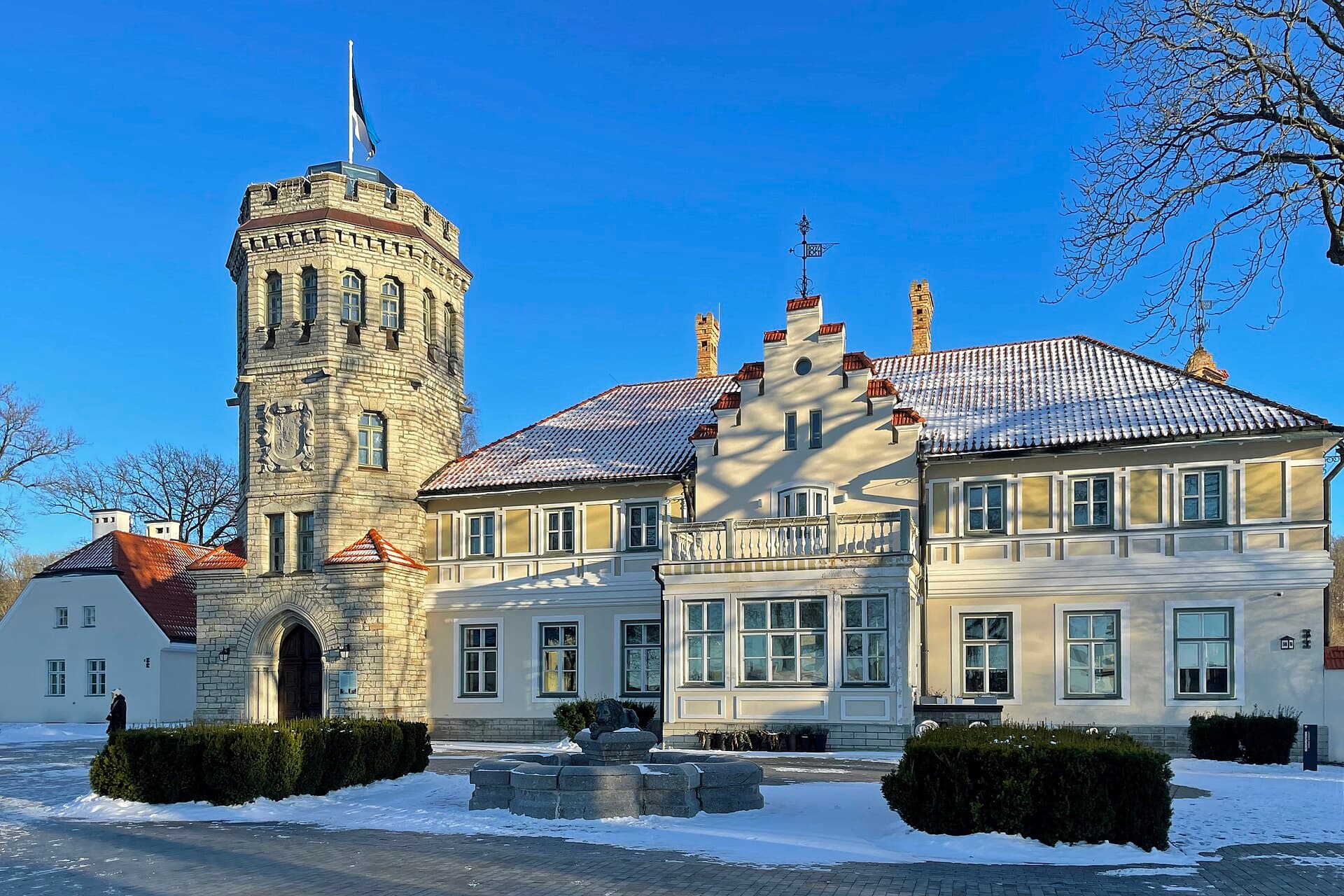 Maarjamäe Palace, Tallinn