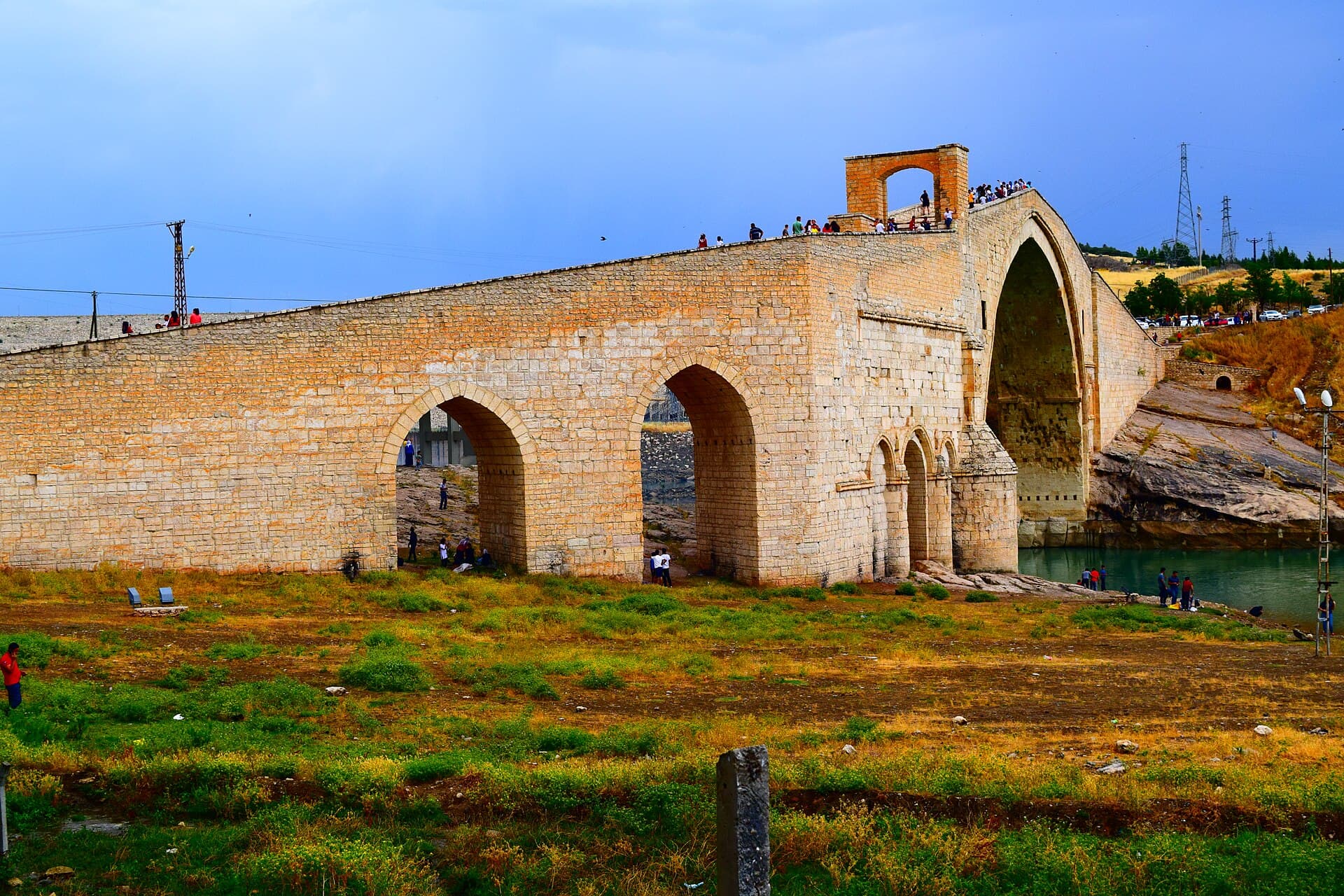جسر مالابادي، ديار بكر