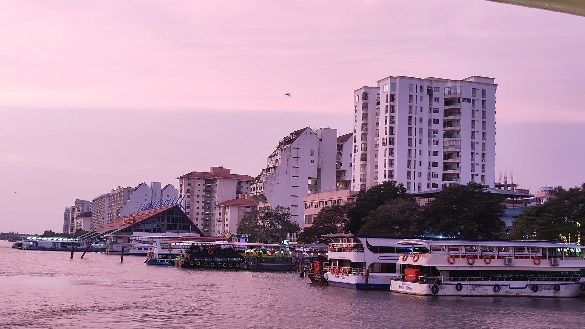 Marine Drive, Kochi