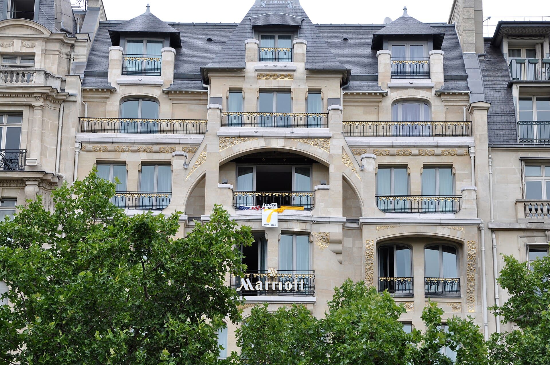 The Paris Marriott Champs-Élysées directly on the avenue