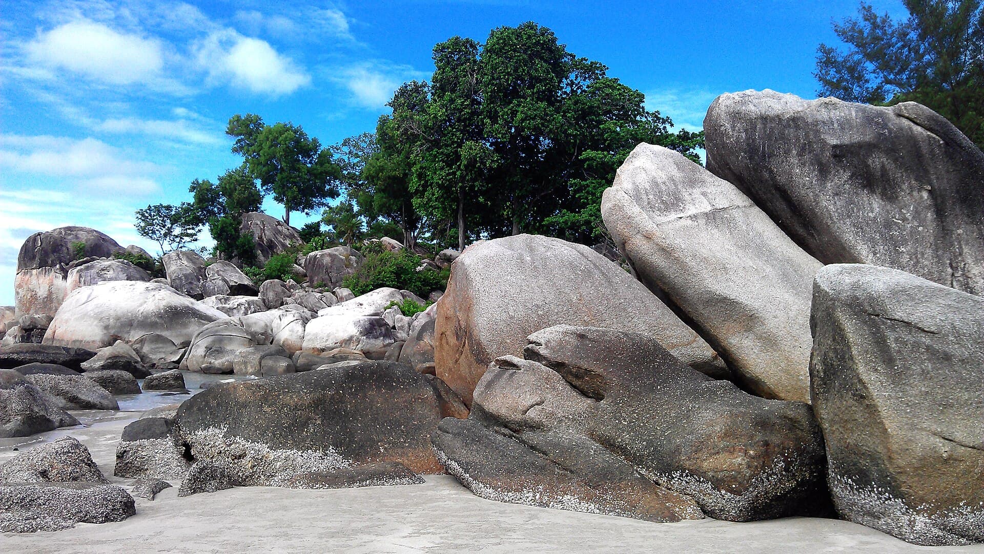 Matras Beach, Bangka