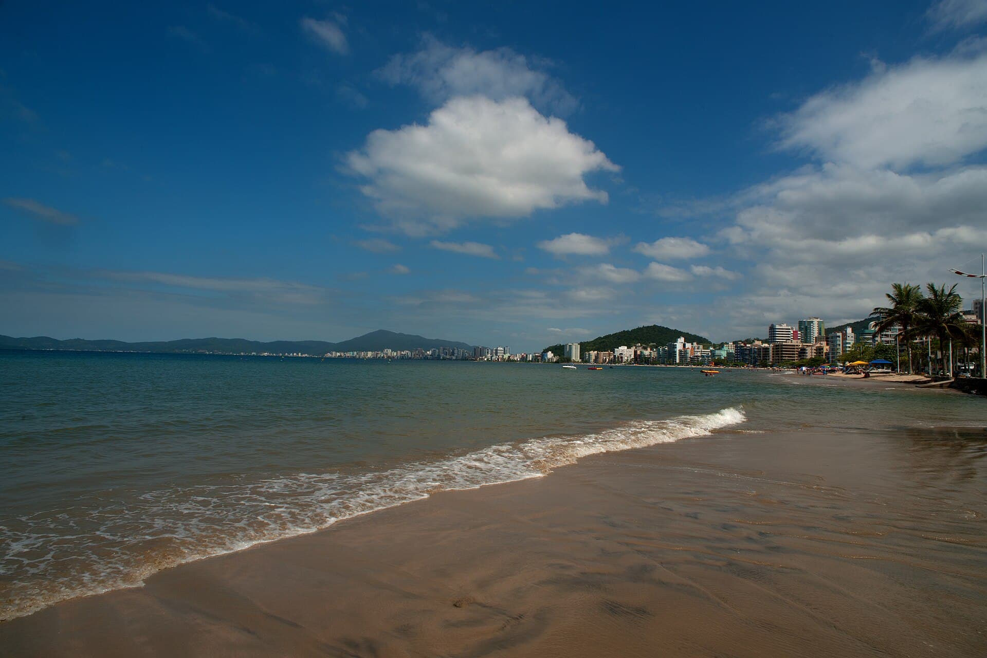 Meia Praia, Itapema, Itapema