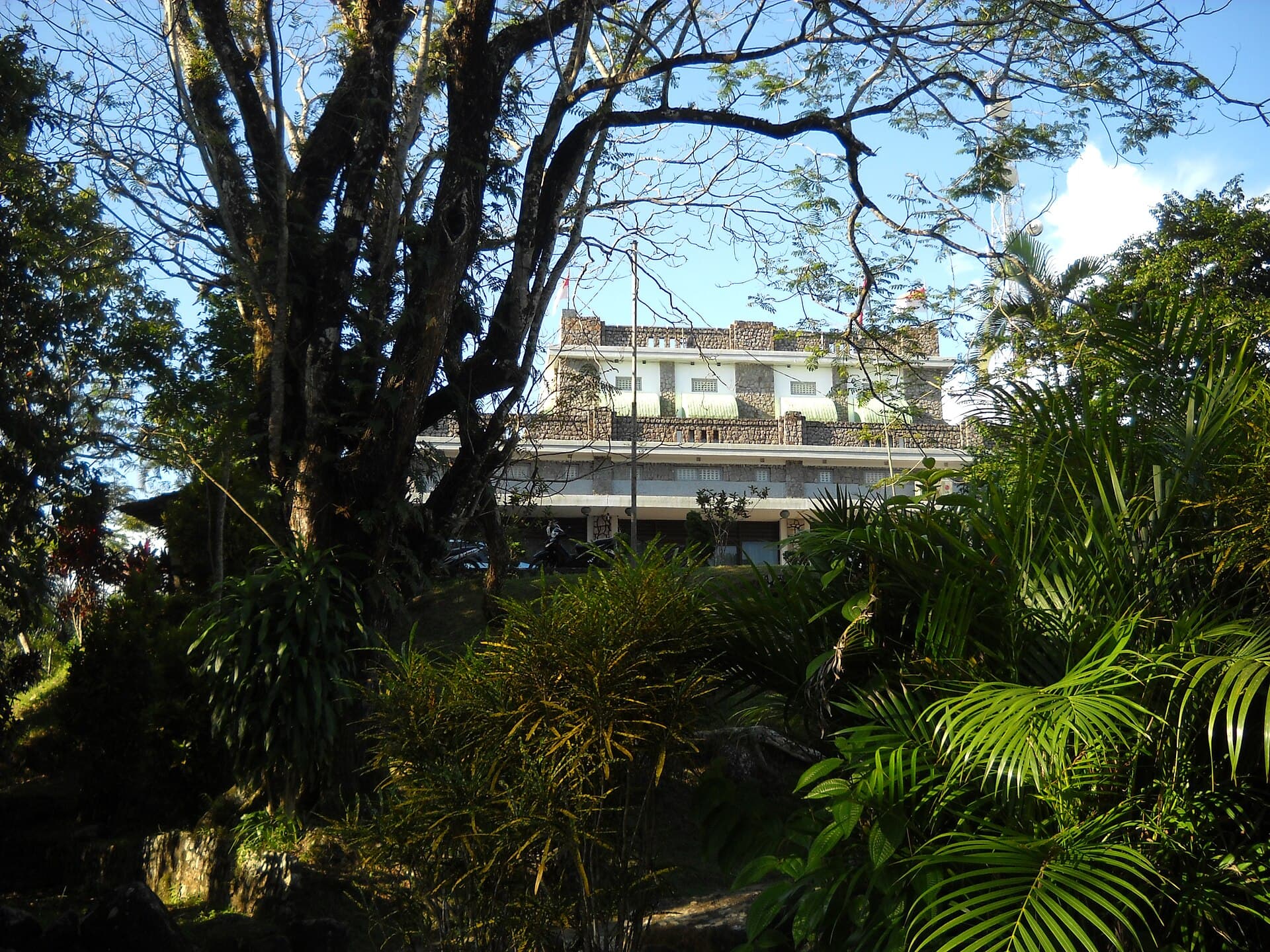 Menumbing guesthouse above Muntok