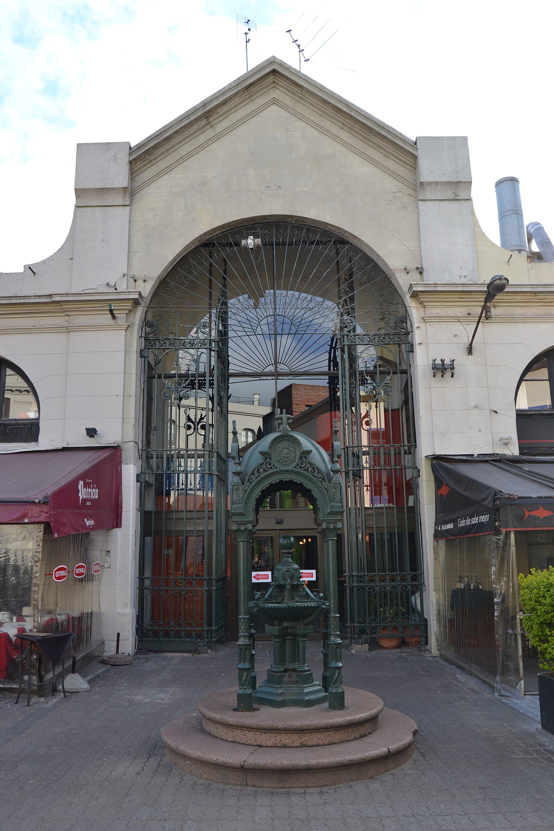 Mercado del Puerto building, Montevideo