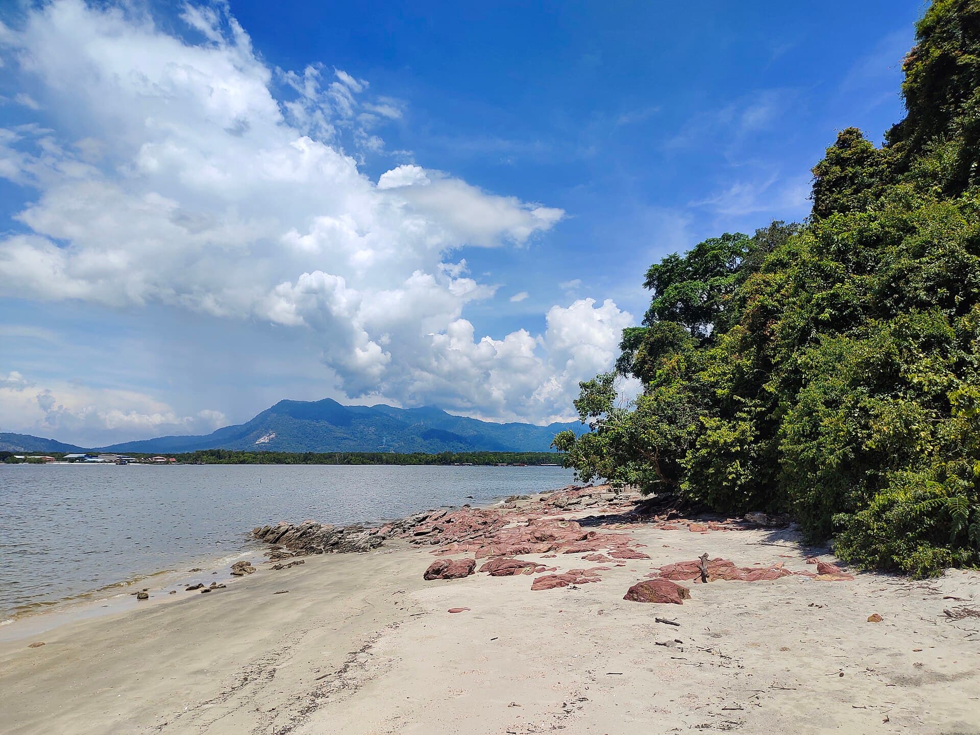 Merdeka Beach, Kedah