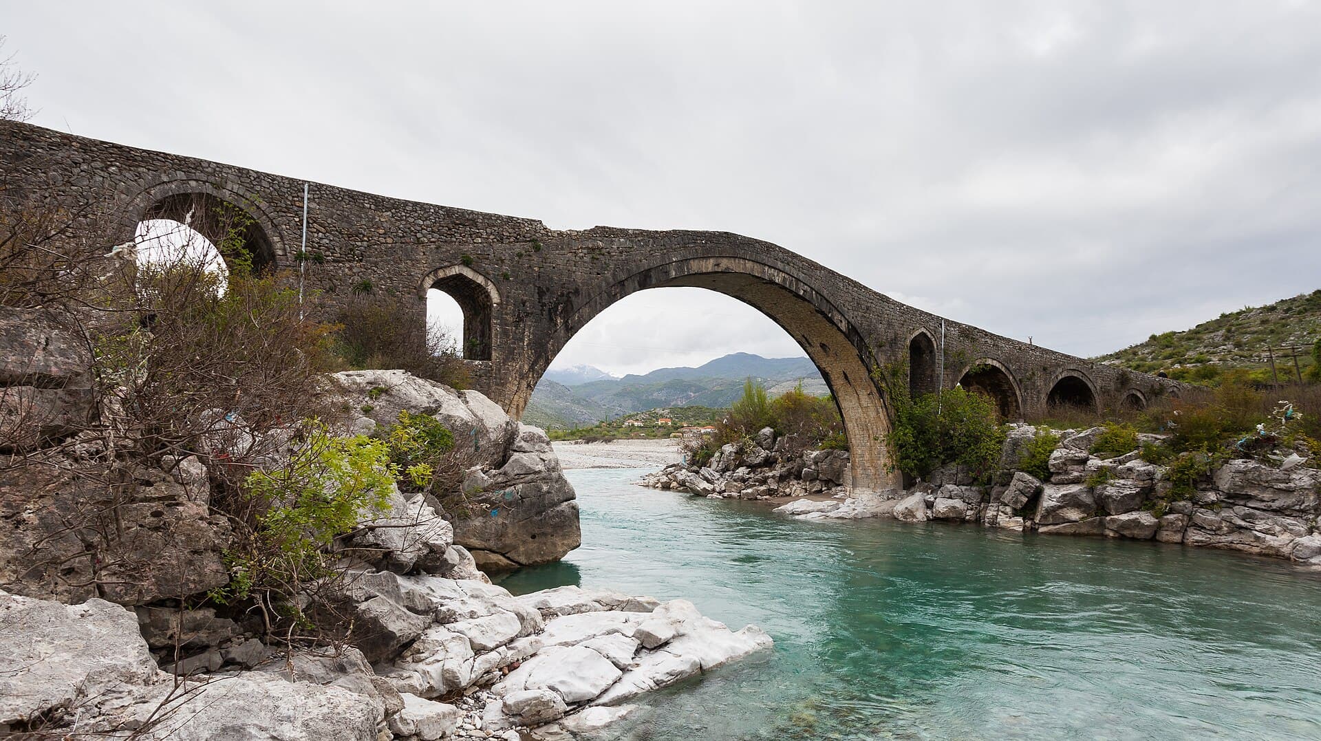 Mesi Bridge, Shkodër