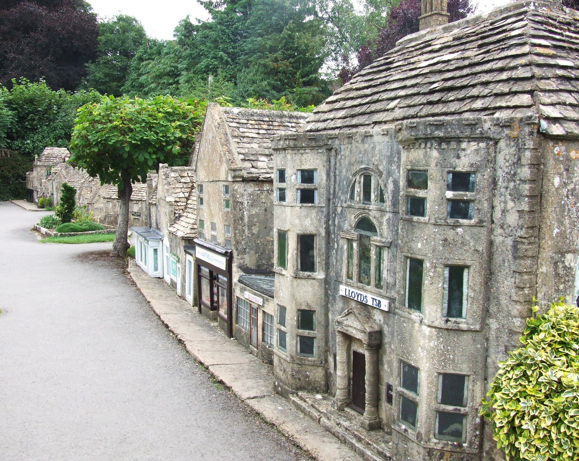 Bourton-on-the-Water Model Village, Cotswolds