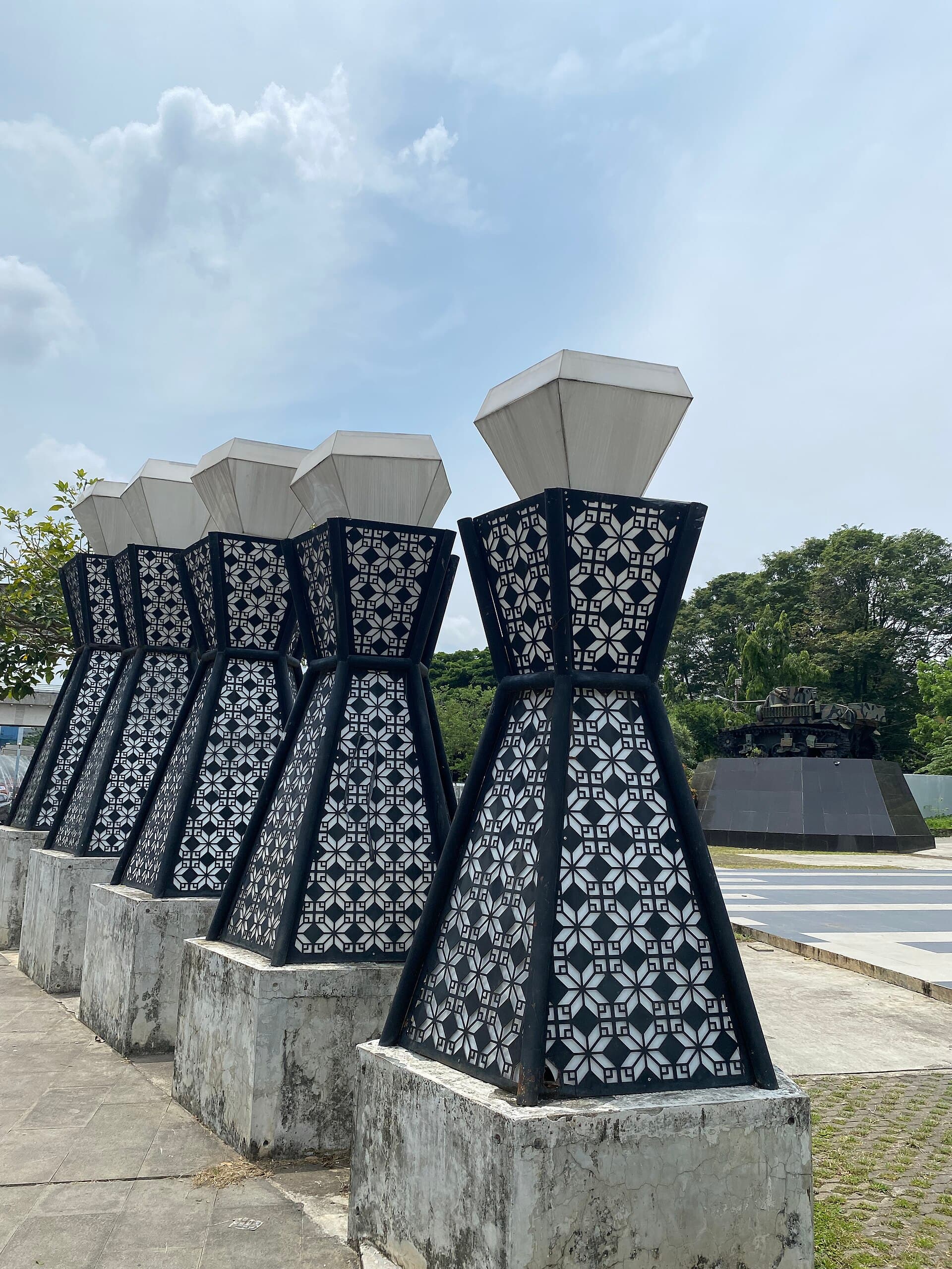 Monpera monument, Palembang