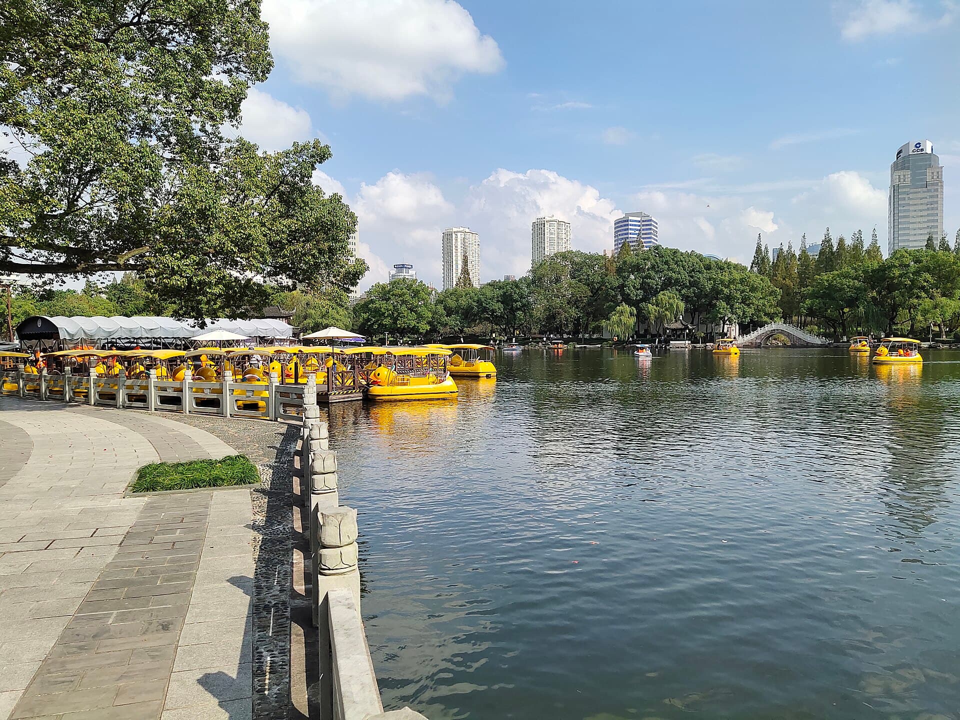 Moon Lake (Yuehu)