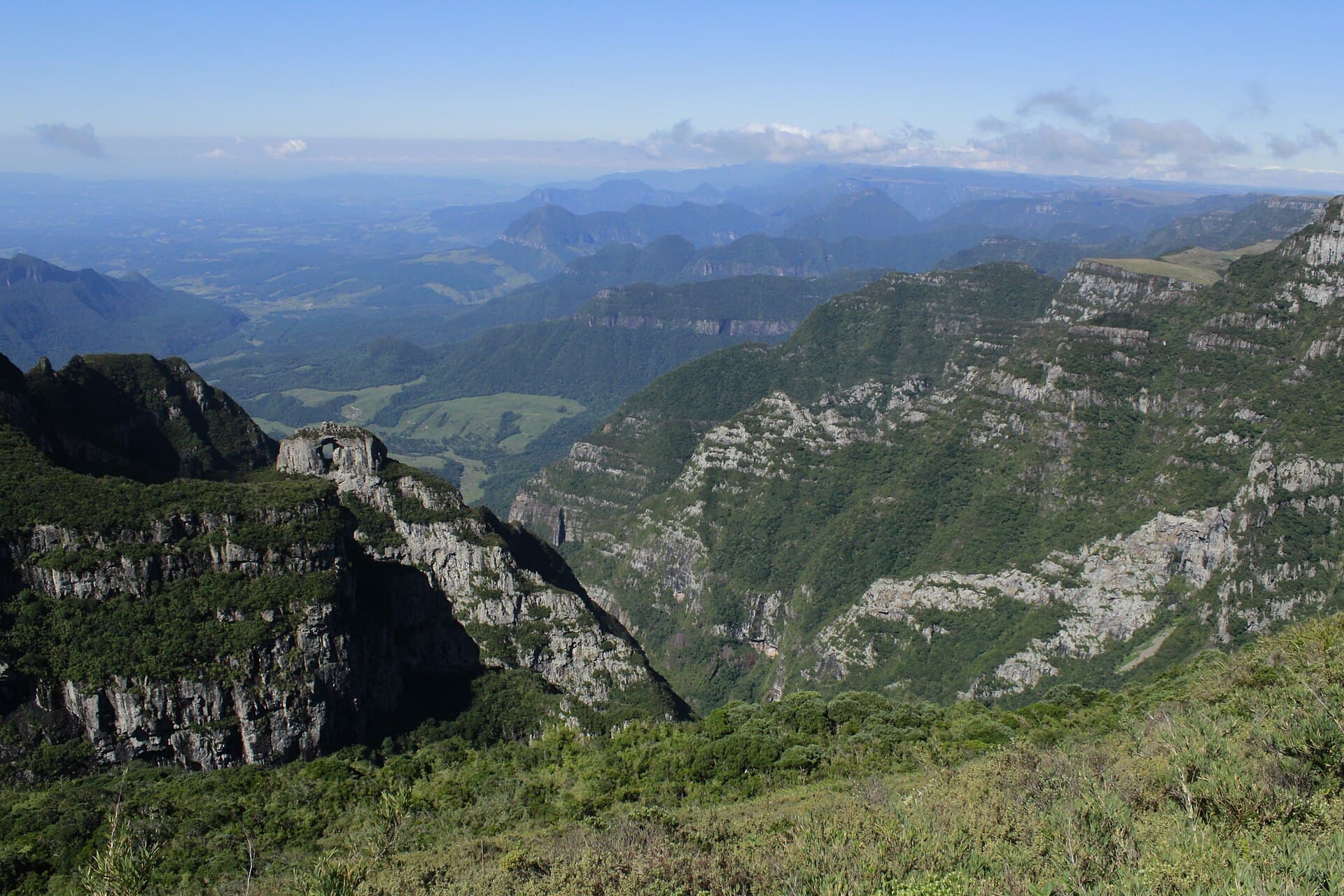 Morro da Igreja and Pedra Furada, Urubici
