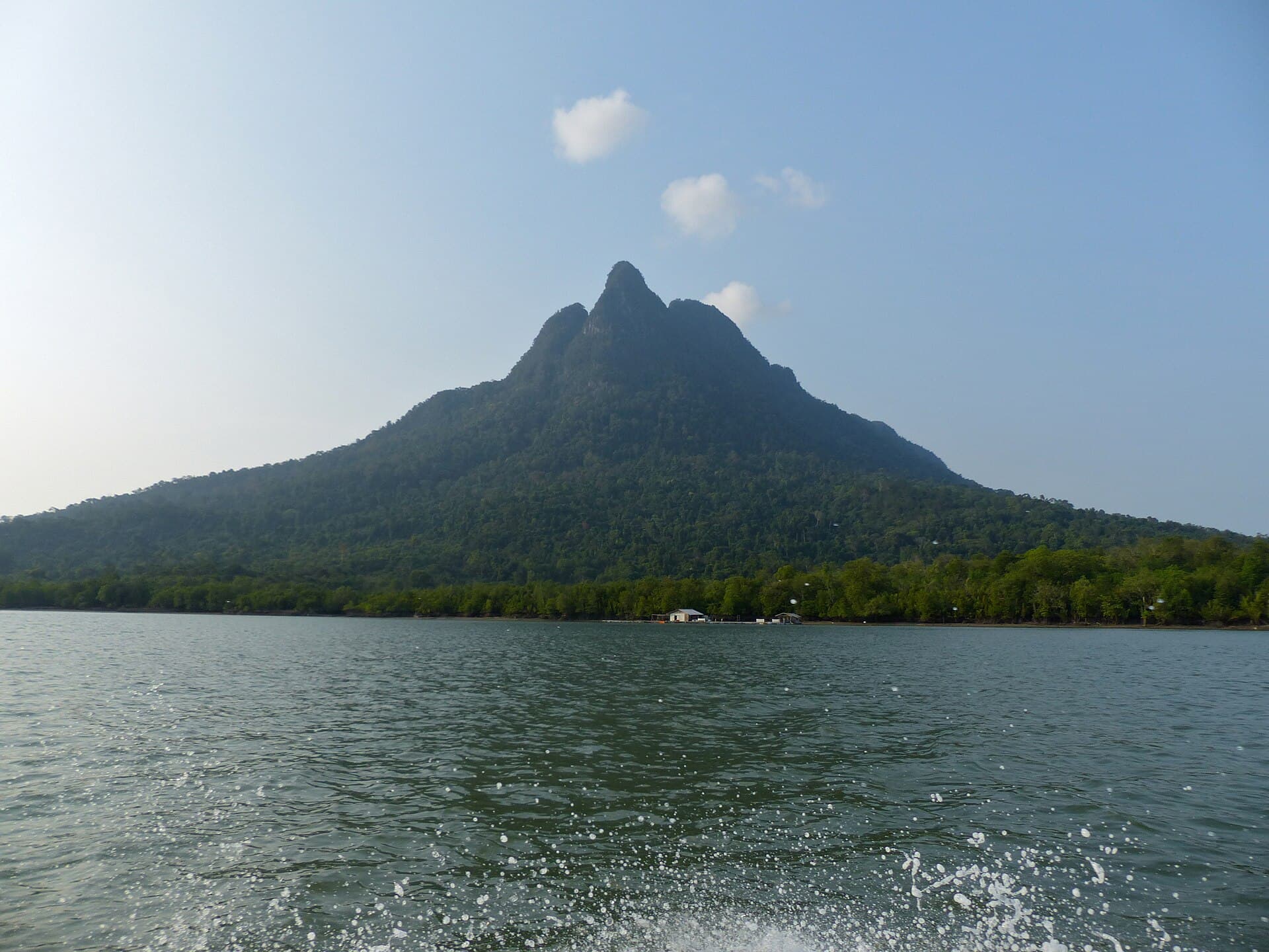 Mount Santubong, Kuching