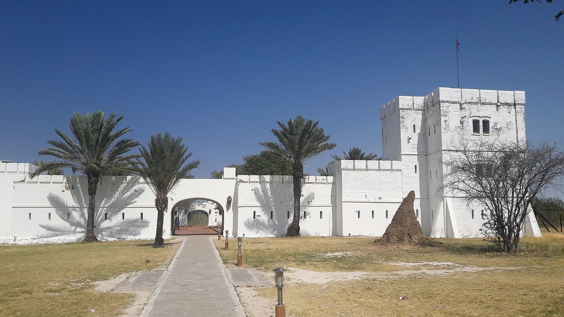 حصن ناموتوني