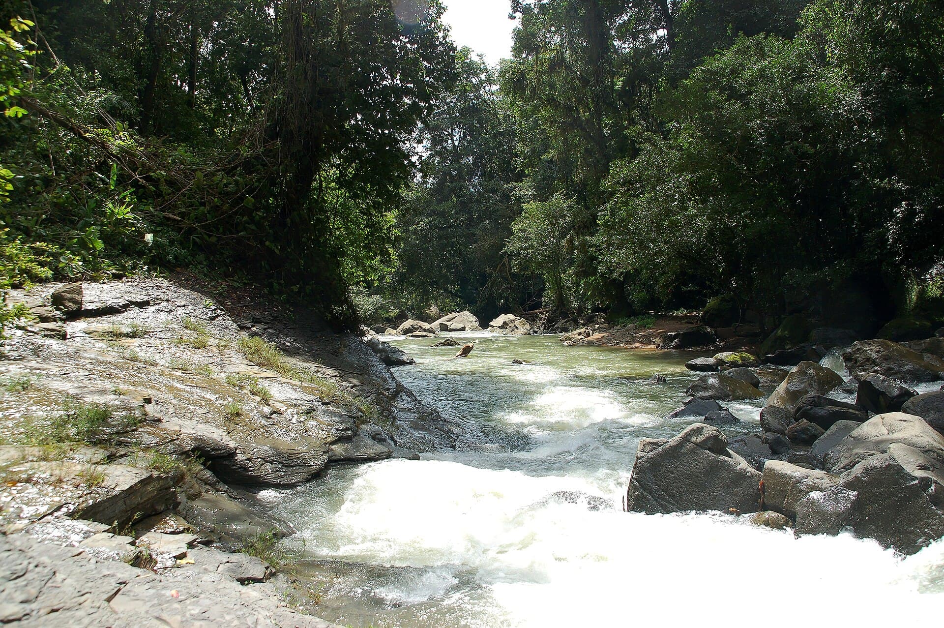 Nauyaca waterfalls