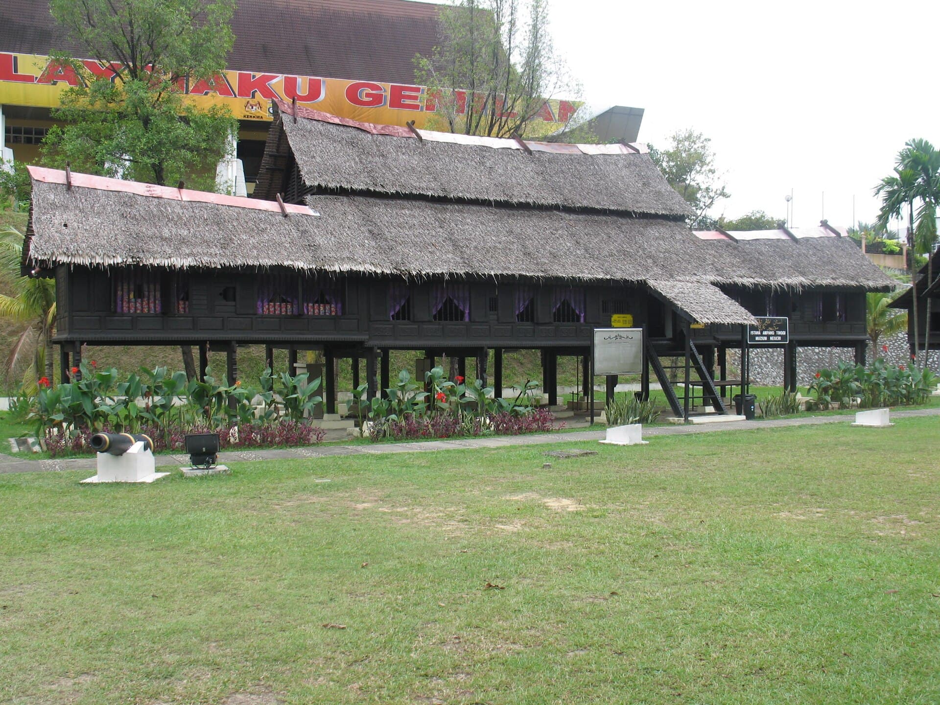 Negeri Sembilan State Museum and Istana Ampang Tinggi
