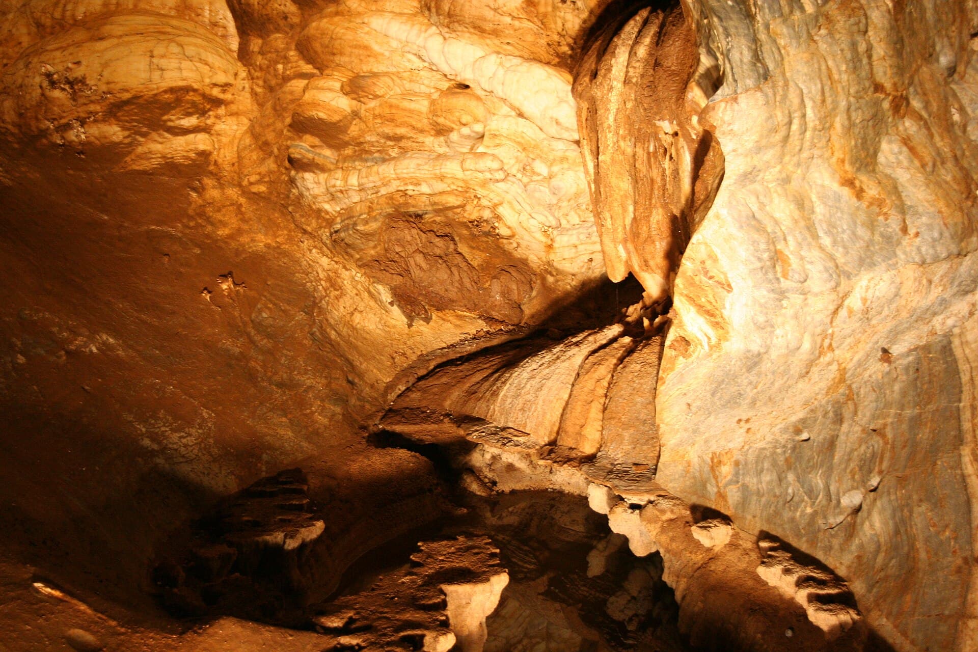 Ochtiná Aragonite Cave, Poprad