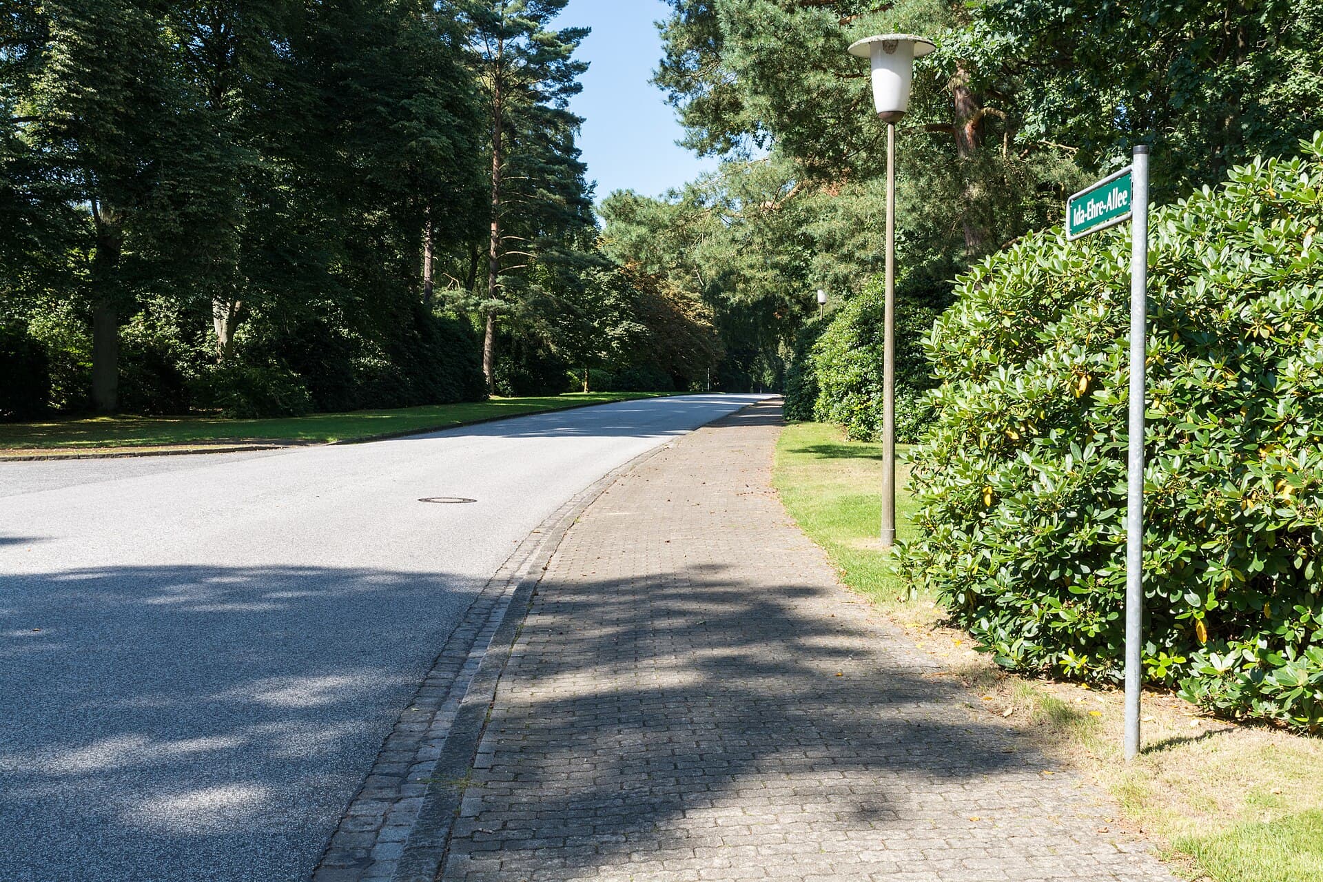 Ohlsdorf Cemetery, Hamburg